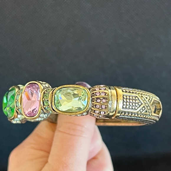 HEIDI DAUS Bracelet Swarovski Crystal Bracelet Slip On - Classic ~Gorgeous! - Picture 3 of 15